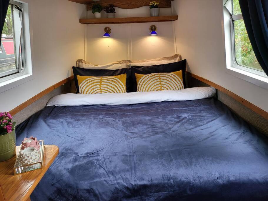 Cosy Canal Boat In Little Venice By Paddington For Family & Friends Hotell London Eksteriør bilde